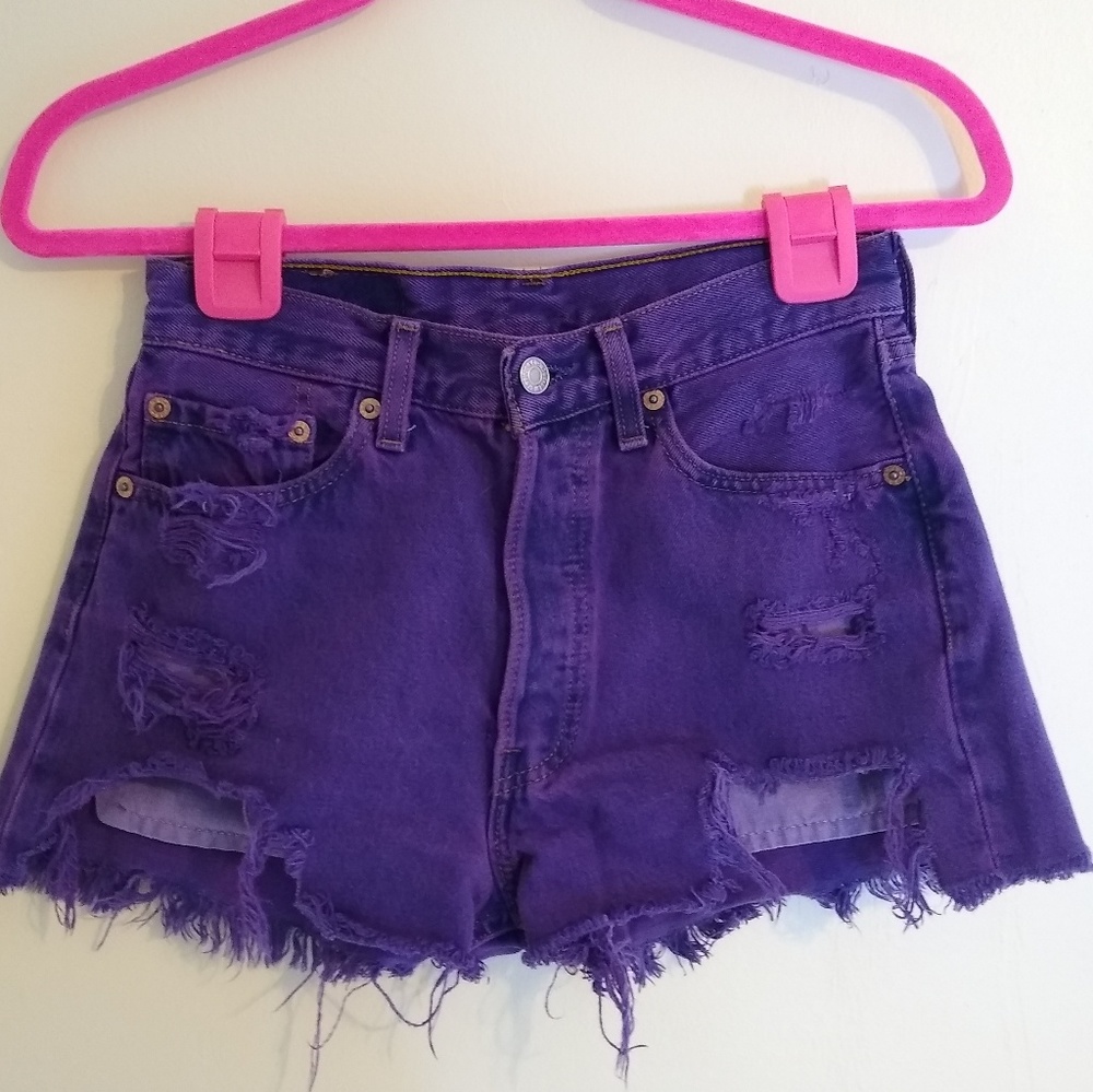 Vintage Levi 501 Purple Distressed ButtonFly Short